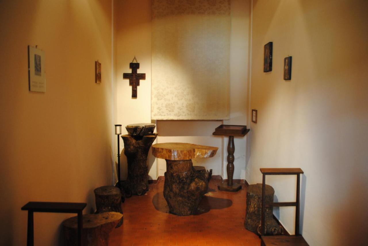 Oasi San Francesco - Casa Per Ferie Hotel Chiusi della Verna Exterior foto